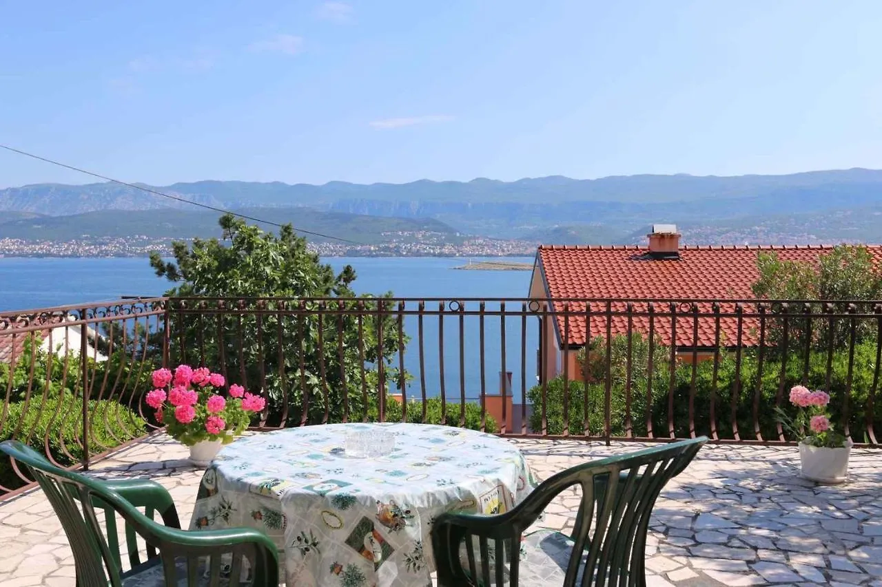Apartment Studio In Silo/Insel Krk 14757 Croatia