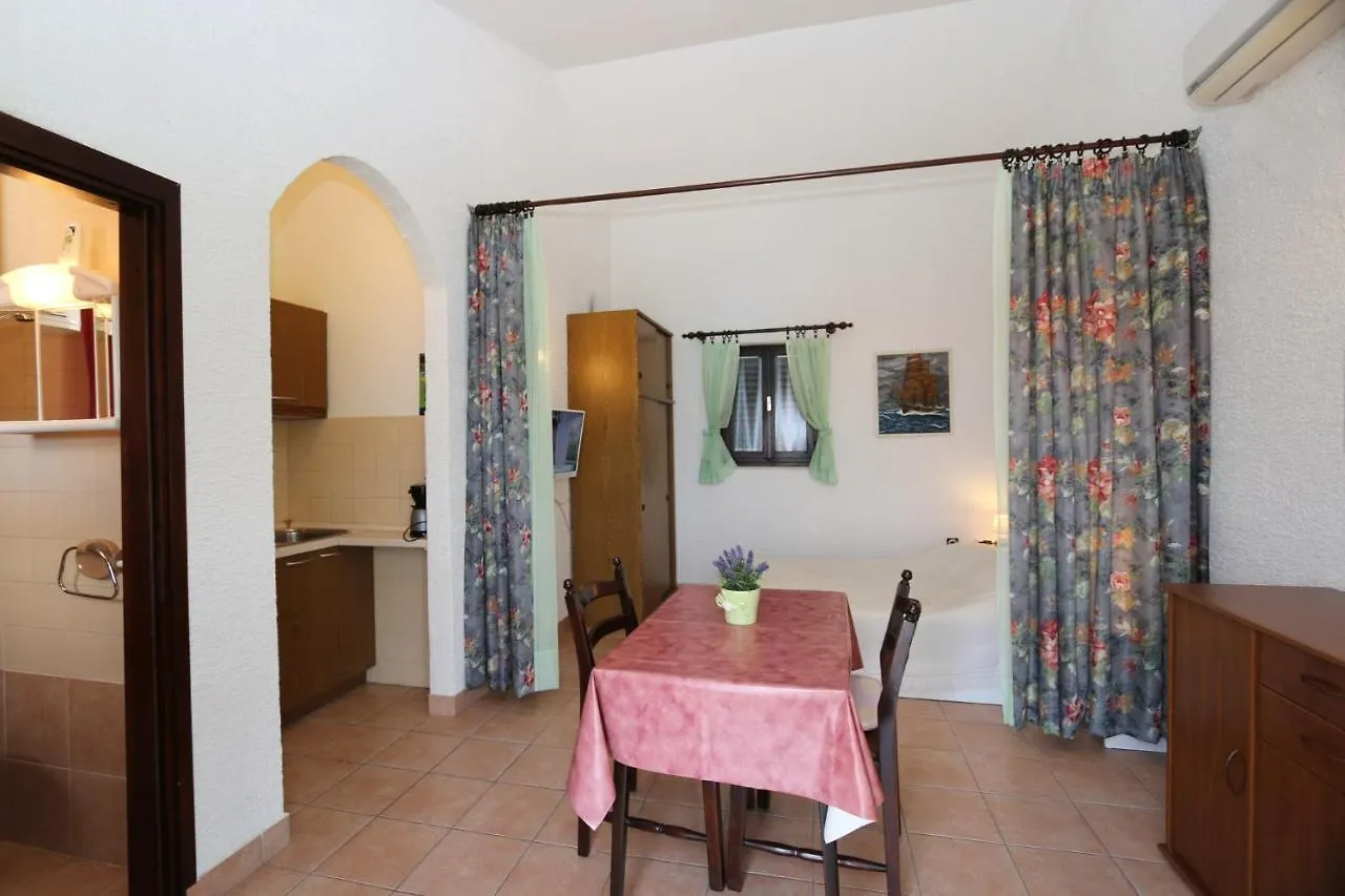 Apartment Studio In Silo/Insel Krk 14757